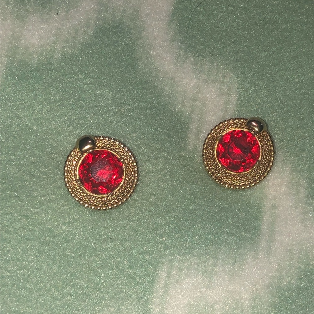 Vintage Marvella clip earrings